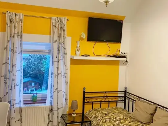 Cozy & central room r6 (in shared house)