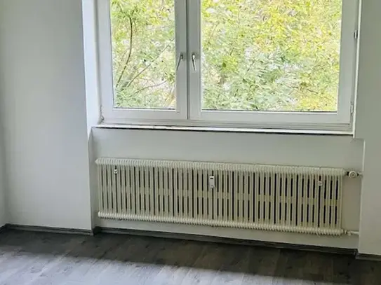 Schöne 3-Zimmer-Wohnung mit Balkon, frisch renoviert!