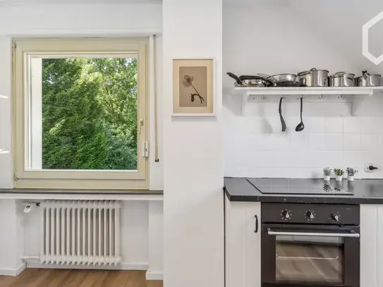 Spacious house with a large garden in the green Cologne-Brück, good connection to the airport, trade fair and city cent…