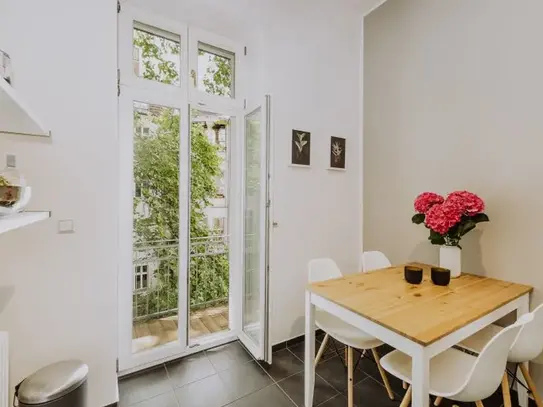 Quiet and stylish studio in the heart of Prenzlauer Berg