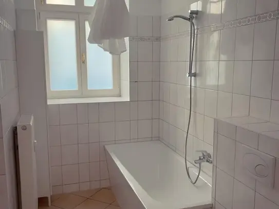 Lavish 3 bedroom apartment in Berlin Simplonstraße