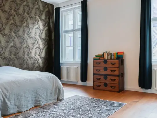 Spacious city apartment not far from the Museum Island