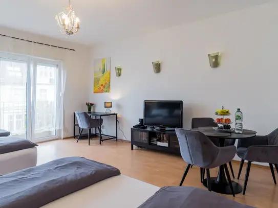 FULLY EQUIPTED STUDIO APARTMENT WITH PRIVATE PARKING SPOT IN PERFECT LOCATION @BERLIN CITY WEST