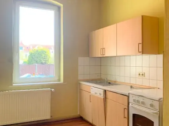 EILENBURG - BERG * APARTMENT mit kleiner KÜCHENZEILE * TAGESLICHTBAD MIT WANNE