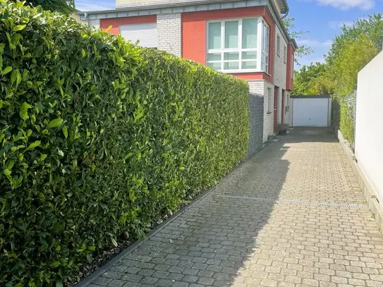 Cologne-Junkersdorf! Modern detached house with garden - fully furnished, Koln - Amsterdam Apartments for Rent