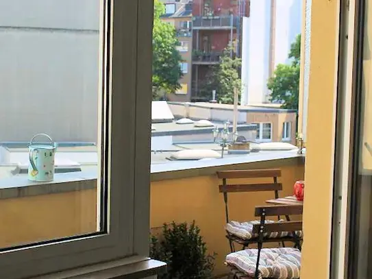 Gemütliches, möbliertes Apartment mit Balkon direkt am Zülpicher Platz – zeitwohnen.de