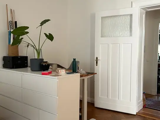 Beautiful sunfilled apartment in Samariterkiez Friedrichshain