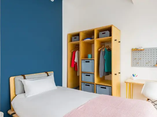 Bright single bedroom in Frankfurt