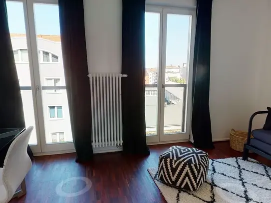 Design and cosy 2 bedrooms apartment with balcony in Mitte (Berlin)