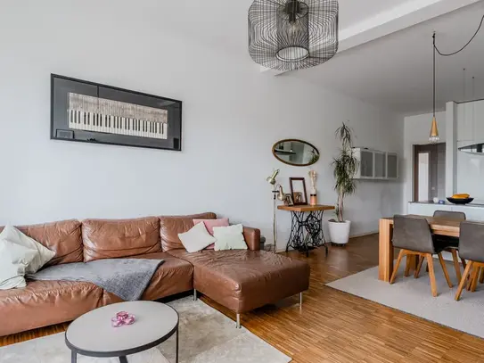 Spacious Furnished 4-Room Apartment in the Popular Neighborhood of Friedrichshain - Kreuzberg