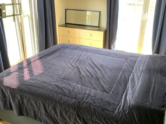 Light-flooded, top furnished 2 room balcony apartment with exclusive equipment