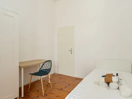 Bright & new room in a shared apartment located in Prenzlauer Berg