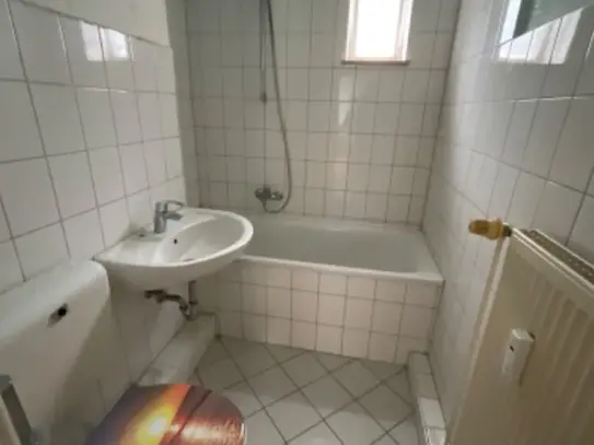 2-Zimmer-Wohnung in Kiel mit Badewanne