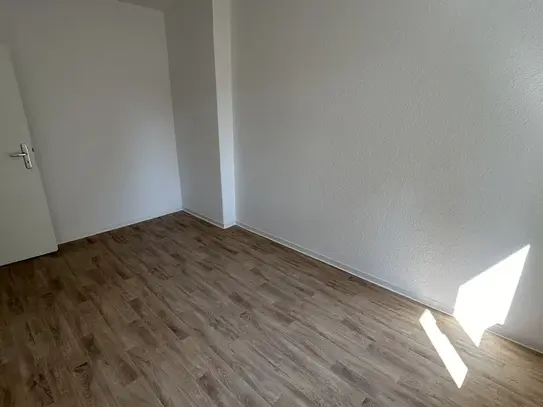 Nicht lange überlegen! Geräumige 3-Zimmer-Wohnung!