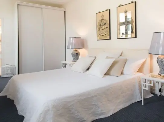 Luxus Apartement / Suite, Dusseldorf - Amsterdam Apartments for Rent