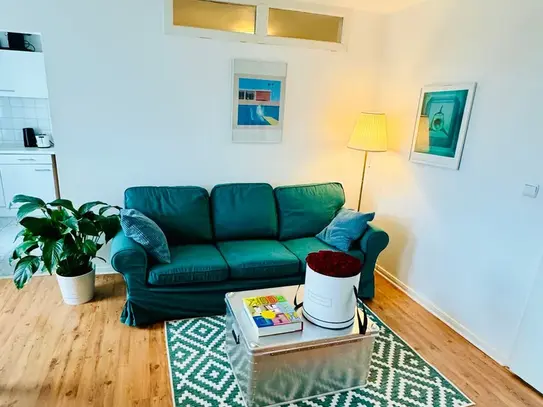 Stylish apartment with excellent transportation connections in vibrant Moabit., Berlin - Amsterdam Apartments for Rent