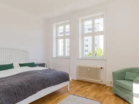 4-ROOMS apartment in the heart of Berlin with perfect city view