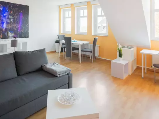 Bright apartment in Mockau Süd with good transport connections