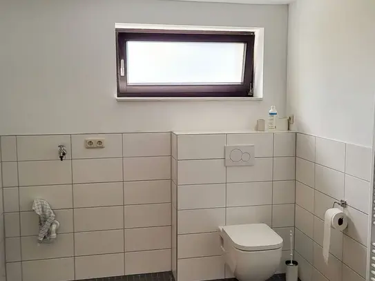 Renovierte und modernisierte, barrierefreie und rollstuhlgerechte 2 Zimmerwohnung zu vermieten!