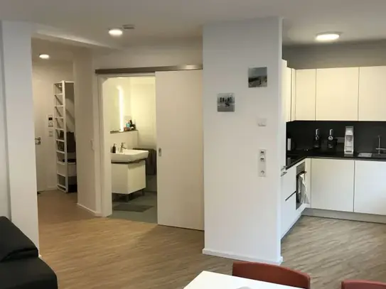 Modern & fully furnished apartment in a new building in the heart of Cologne