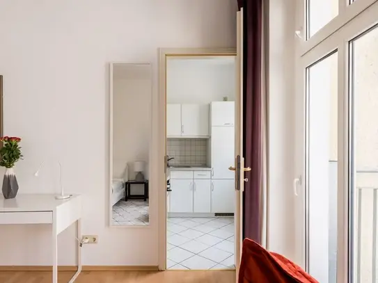 1-BEDROOM-APARTMENT IN AMAZING LOCATION PRENZLAUER BERG BERLIN, Berlin - Amsterdam Apartments for Rent