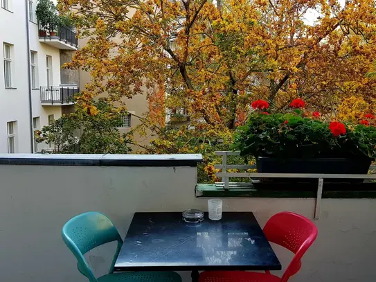 Studio with balcony in Schöneberg