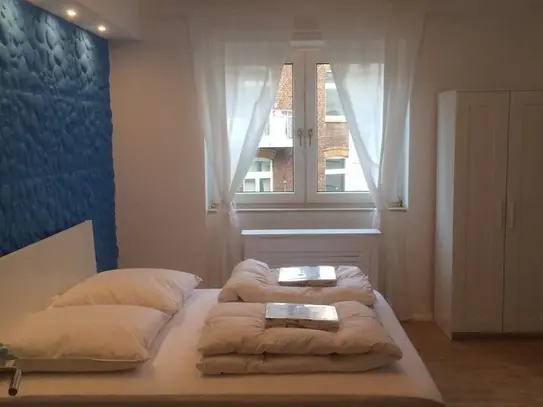 2 room Designer flat (furnished and central), Dusseldorf - Amsterdam Apartments for Rent