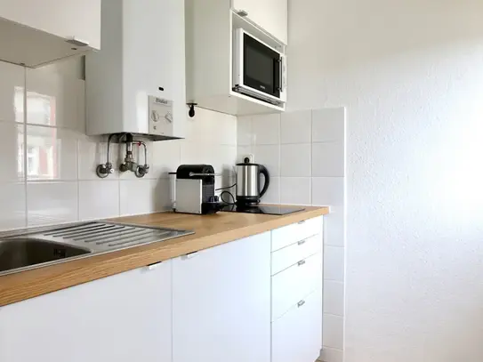 Bright & Central - Apartment with Balcony in middle of Cologne – euhabitat