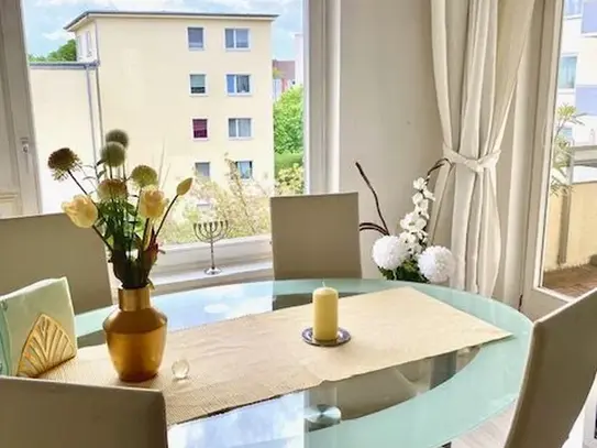 Bright and quiet 2.5 room flat, green and central location on the Tempelhof-Xberg-Schöneberg border