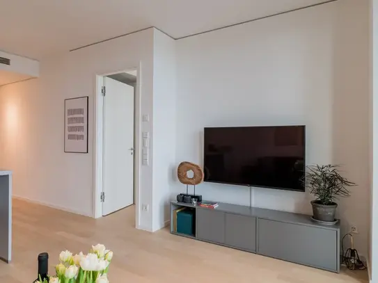 New upscale urban apartment on the 15th level in the heart of Berlin