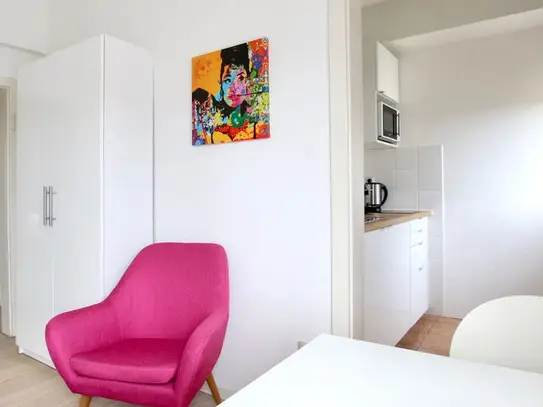 Hell & Modern - Apartment in Köln – zeitwohnen.de