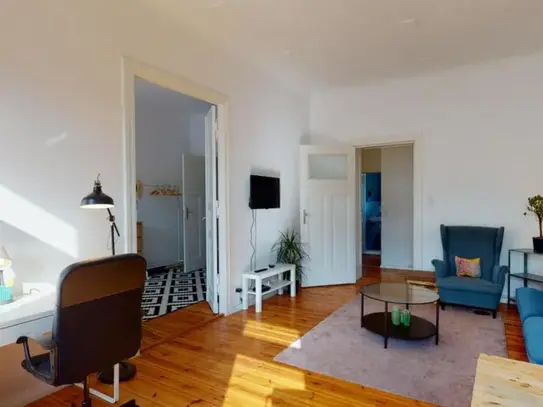 Lovely 1-Bedroom apartment with balcony near U Scharnweberstraße metro station