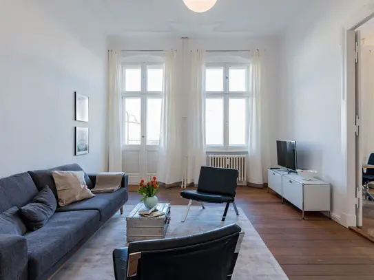 Charming, very bright, historic apartment in Tiergarten/Moabit, Berlin