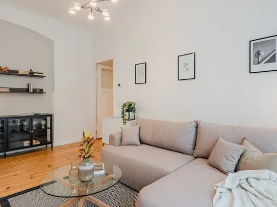 Schöneberg's stylish apartment with Private Balcony