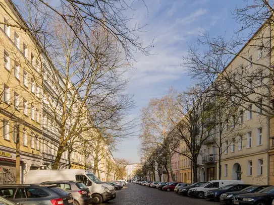 Top Location Zionskirchplatz/Mitte, Cosy bright apartment with balcony and elevator