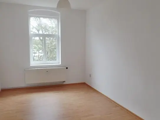 Schöne 2-Raum-Dachgeschoß-Wohnung mit Balkon