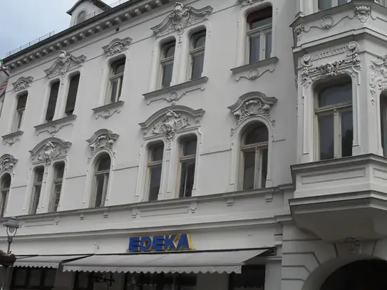 Hinterhaus-Wohnung im historischen Altbau!