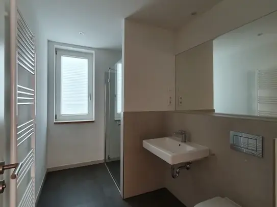 Hier wohnen Sie mit Stil - 4-Zimmerwohnung mit Loggia in bester Citylage