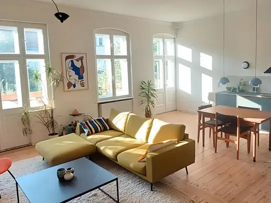 Quiet, sunny and spacious apartment in Neukölln