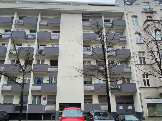 Chic and modern 1-room apartment in Wilmersdorf with perfect transport connections