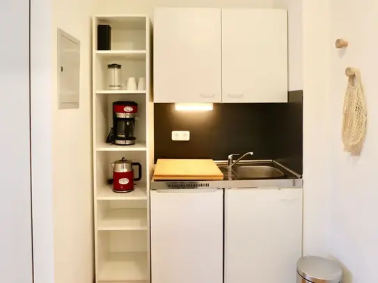 Fashionable, bright studio with terace in Düsseldorf, Dusseldorf - Amsterdam Apartments for Rent