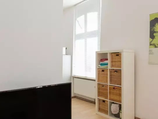 Bright, quiet apartment in the middle of Cologne Live