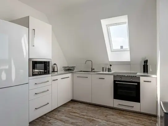 SHARED FLAT: Lovely, spacious apartment (Stuttgart)