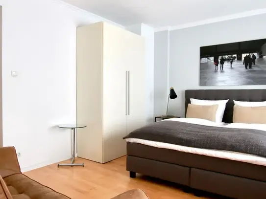 Fashionable studio at Friesenplatz, Koln - Amsterdam Apartments for Rent