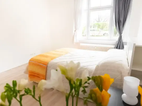 Gorgeous, river-front apartment in Tiergarten (Berlin), Berlin - Amsterdam Apartments for Rent