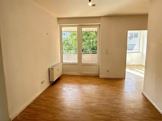 Große 4 Zimmer-Wohnung mit toller Loggia