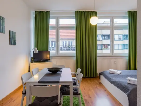 New & amazing studio close to city center