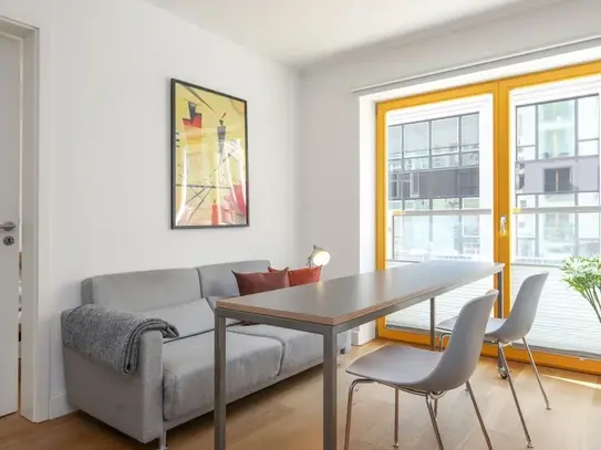 Gorgeous and wonderful apartment - great view!, Berlin - Amsterdam Apartments for Rent