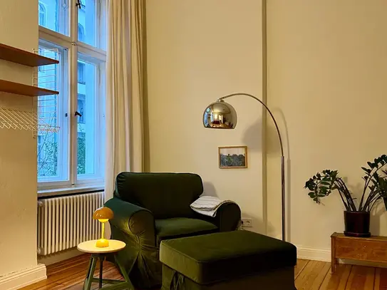 Quiet and nice Altbau located in the heart of Schöneberg