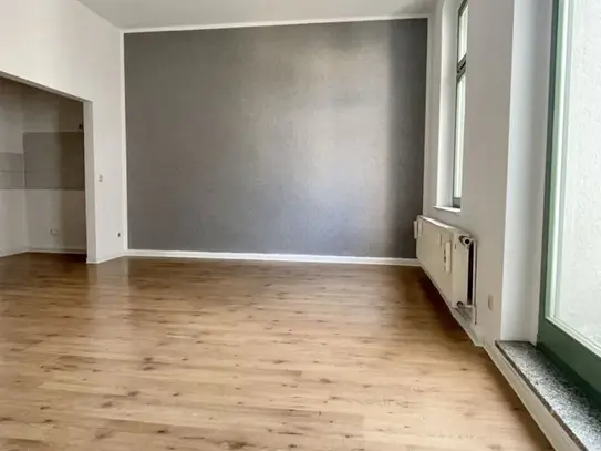 2 Zimmer • Kaßberg • Balkon • ohne Einbauküche! • Bad mit Wanne • Lift • jetzt anschauen!?	ID: 1671